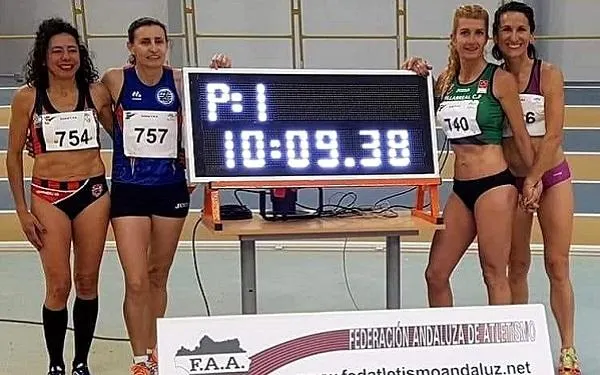 Maria José Carabante firma un rècord mundial en els 4x800 metres indoor