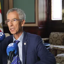 El alcalde de Utrera hace balance en COPE Utrera de su primer año en el gobierno - episode art