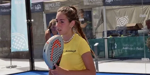 La palista Anna Ortiz es queda a les portes de la final del TyC Premium 3 del Circuit Nacional de Menors