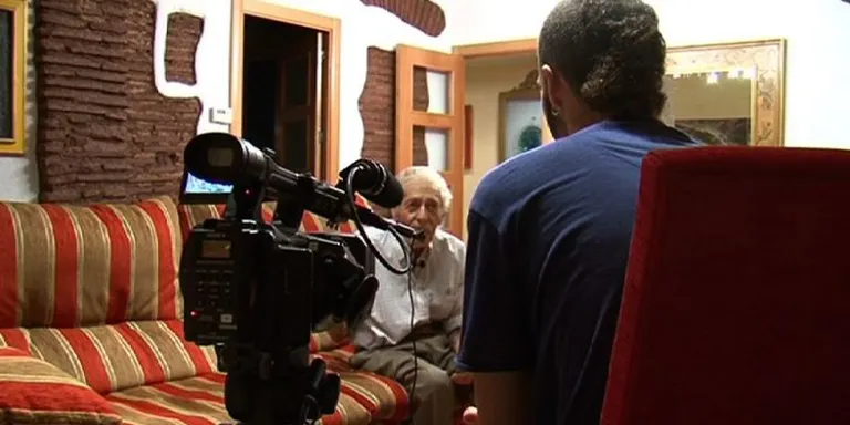 Arrenca el segon Taller d’Història local amb la projecció del documental “Por al cel”