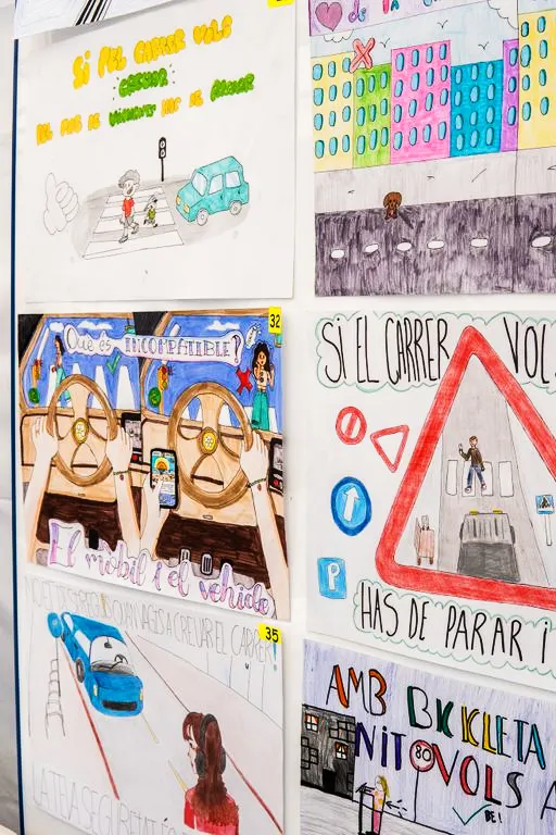 Gairebé 1500 persones voten els millors dibuixos per crear el Calendari d'Educació Viària de 2025