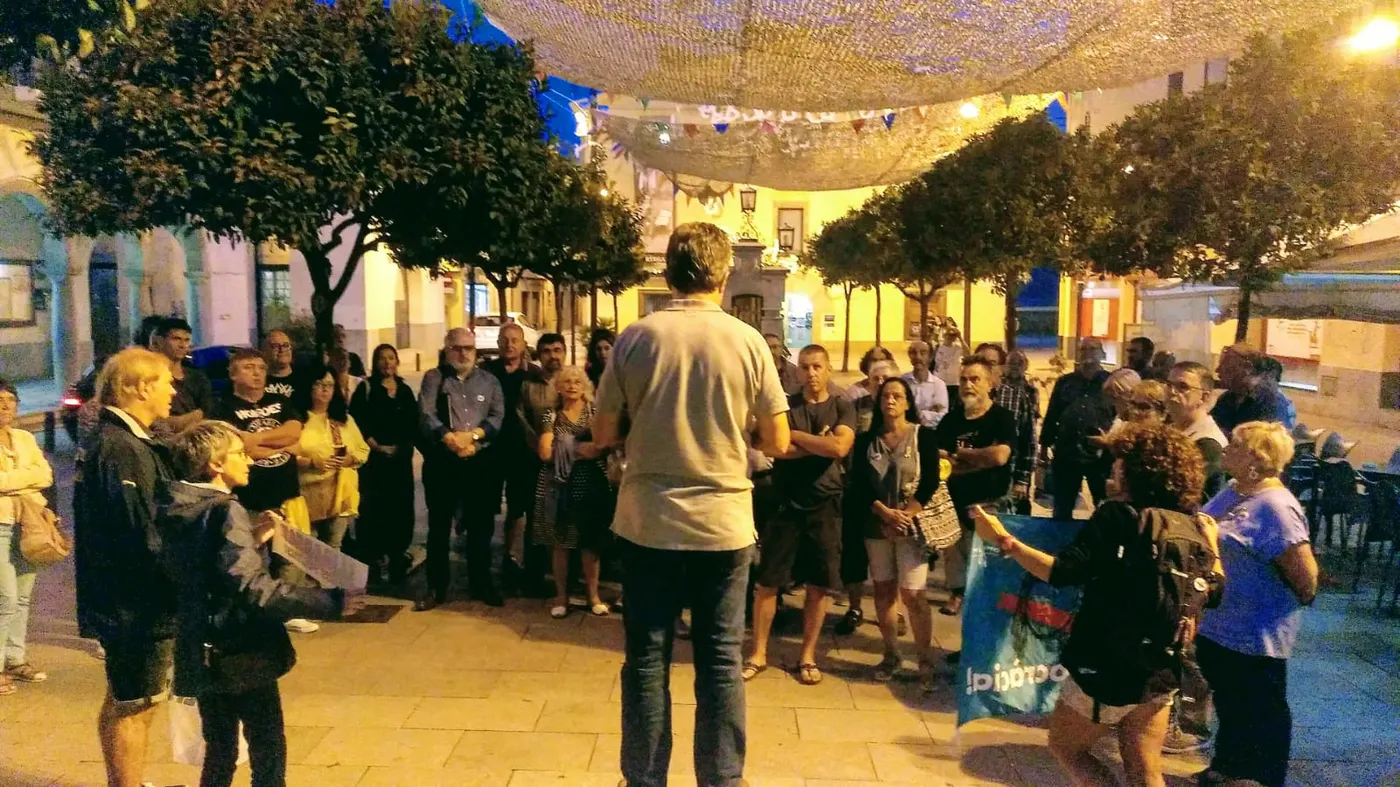 Partits i entitats sobiranistes demanen "no vincular independentisme amb violència"