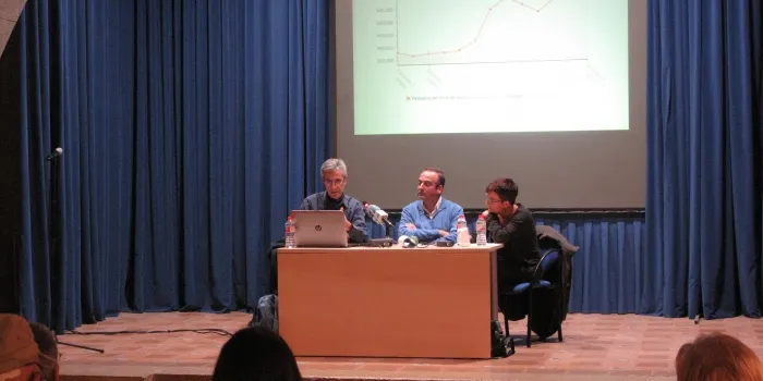 Galiñanes i Ribas diuen que les retallades en sanitat afavoreixen la privada