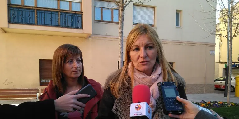 L'alcaldessa diu que el govern català vol privatitzar els serveis públics