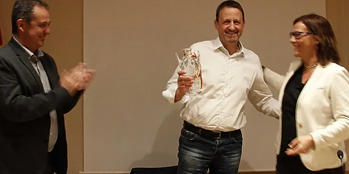 El conseller Baiget es reunirà el 2 de juny amb l’enginyer Joan Bertran per conèixer el seu projecte de membrana antitumoral