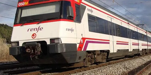 Nova avaria en el servei de tren entre Sant Vicenç de Calders i Vilanova i la Geltrú amb retards de fins a 30 minuts