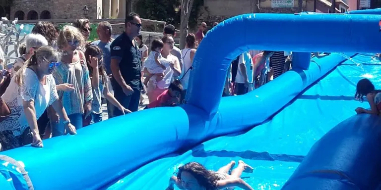 Aquest diumenge de Festa Major les famílies podran gaudir de forma gratuïta d'un parc aquàtic a Can Xaubet