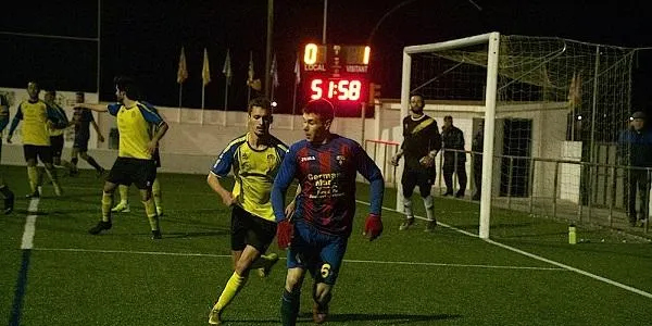 Raul Teixidó ajusticia el Catllar amb un hat-trick en la segona part
