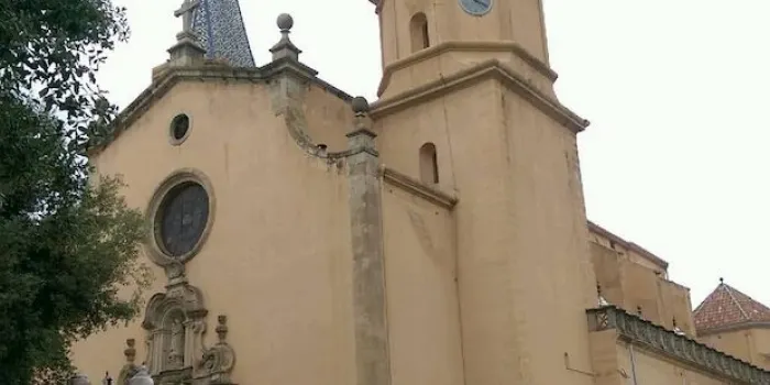 Aquestes setmana s'han fet treballs a l'Església per consolidar i prevenir despreniments