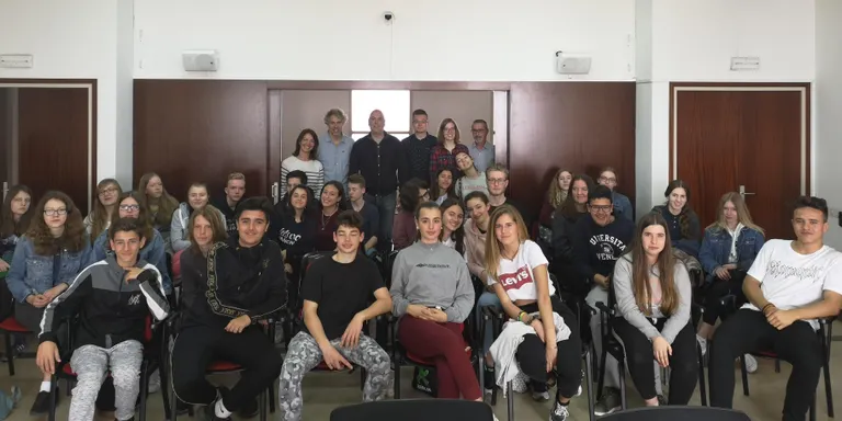 Rebuda institucional als alumnes que realitzen intercanvi cultural