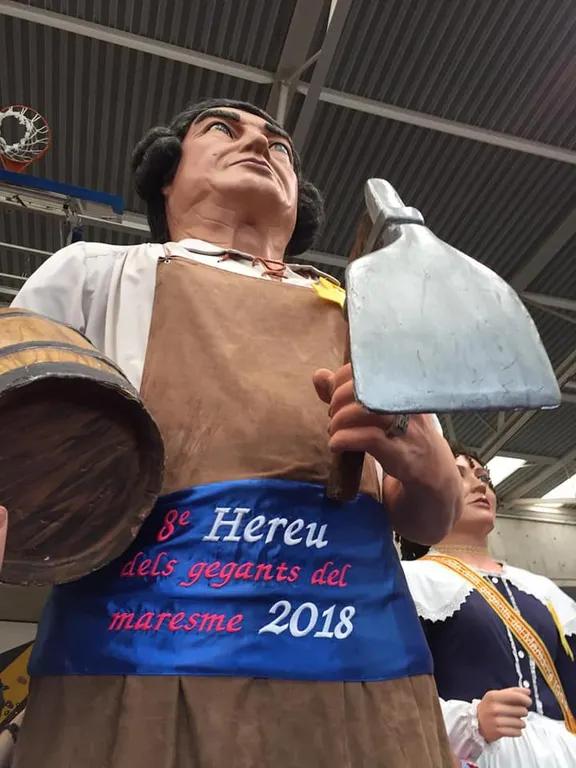 Els Gegants de Pineda participen en l'elecció d'en Pere Botero com a Gegant Hereu del Maresme