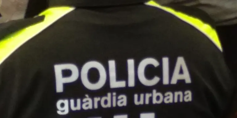 Detenen dos joves per un robatori amb intimidació en una casa de Vic