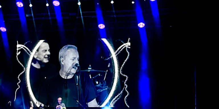 Èxit de públic, vingut de Pineda i d'arreu, del concert d'Hombres G