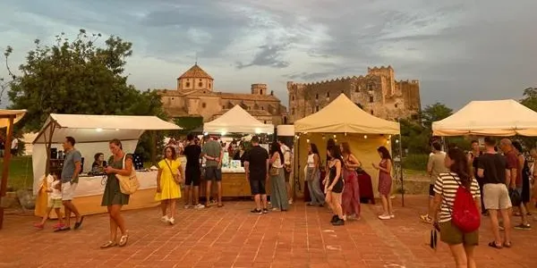Augmenten les taxes per a paradistes d’alimentació en les fires d’Altafulla i s'instaura l’exempció per artesans i entitats sense ànim de lucre