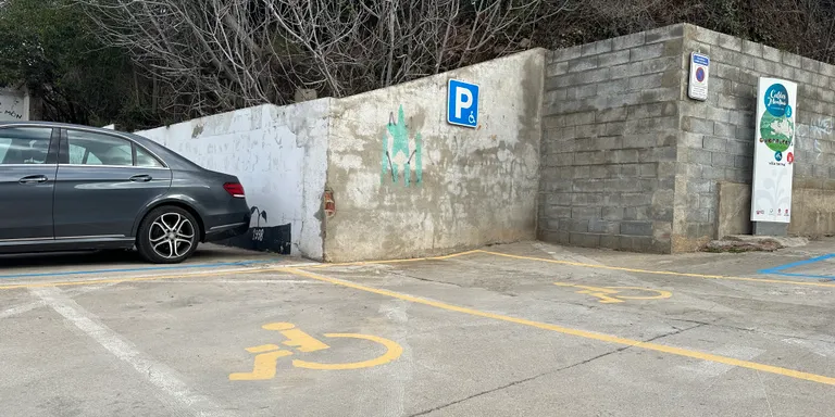 La Policia Local posa 5 sancions en dos mesos per fer un mal ús dels aparcaments reservats a persones amb mobilitat reduïda