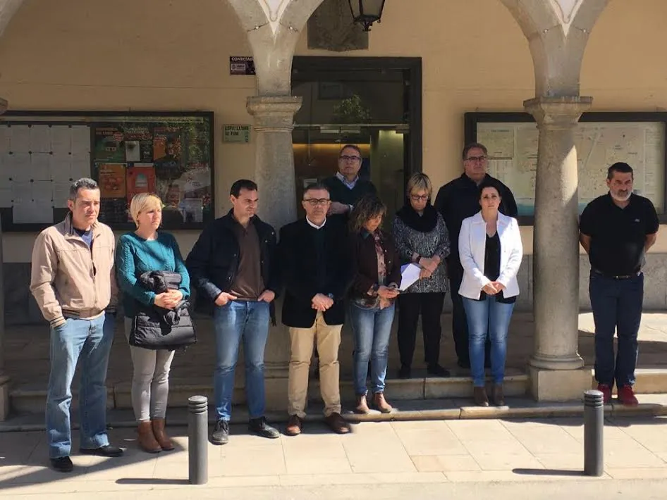 Minut de silenci per mostrar el rebuig a l'atemptat perpetrat a Londres