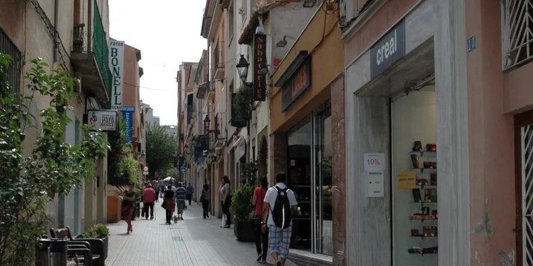 L’Ajuntament posarà en contacte emprenedors locals i franquícies interessades a instal·lar-se a Rubí