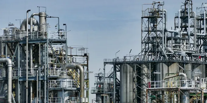 Empresa i Treball sanciona IQOXE amb 2,1 milions d'euros per 4 infraccions molt greus de la normativa de seguretat industrial