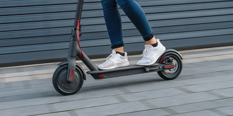 En marxa una nova campanya de ciclistes i VMP