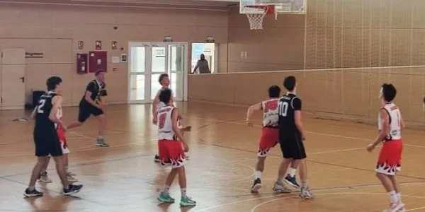 Triomf incontestable del Junior del CB Altafulla – BBG davant el Bàsquet Cunit per recuperar el lideratge (87-34)