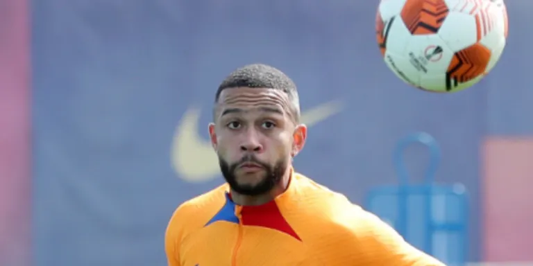 Depay es queda fora de la llista de convocats