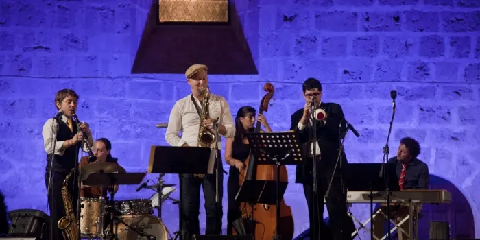 Els Shakin'all aterren a Arenys per revolucionar el 25è Festival de Jazz