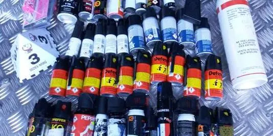 Destruïts una seixantena d'esprais de defensa personal intervinguts a la Farga de Moles