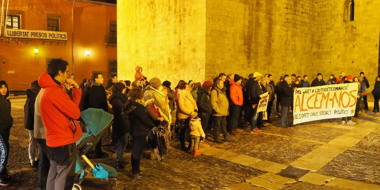 Reunió del CDR Alt Urgell per recolzar la vaga convocada per a aquest dijous