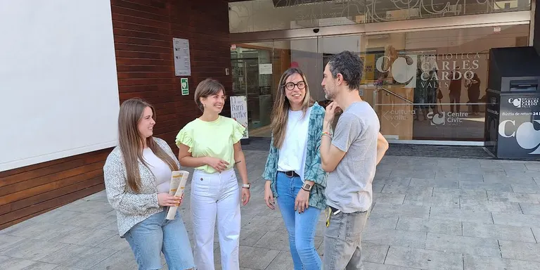 Valls presenta la programació d’estiu del Centre Cívic i l’Espai Jove