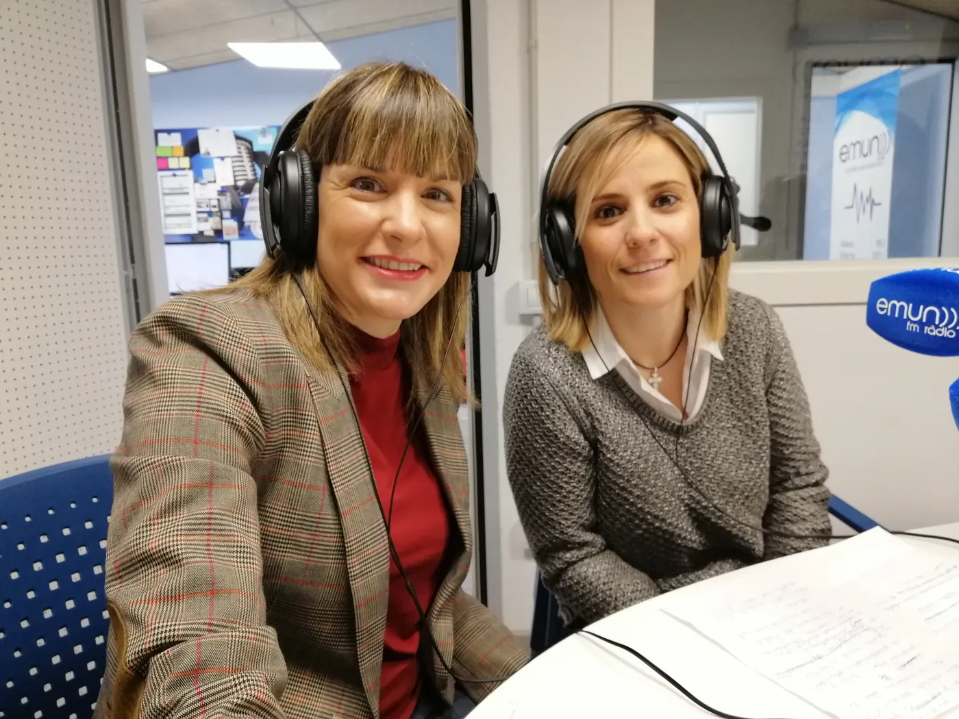 Els nostres amics de Sant Joan de Déu entrevisten a Núria Martínez i a Montse González sobre el mercat solidari