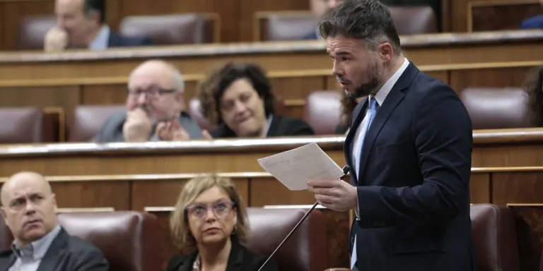 ERC anuncia el vot a favor de la reforma de les pensions al Congrés després d'arribar a un acord amb Escrivá
