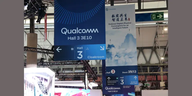 El català busca la seva “oportunitat” al Mobile World Congress per endinsar-se en un món tecnològic dominat per l’anglès