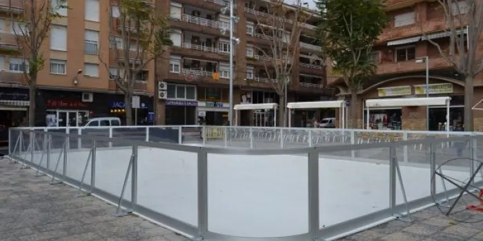 Arenys de Mar instal•larà una pista de gel sintètic en el tram entre Arxiprest Rigau i Santa Clara