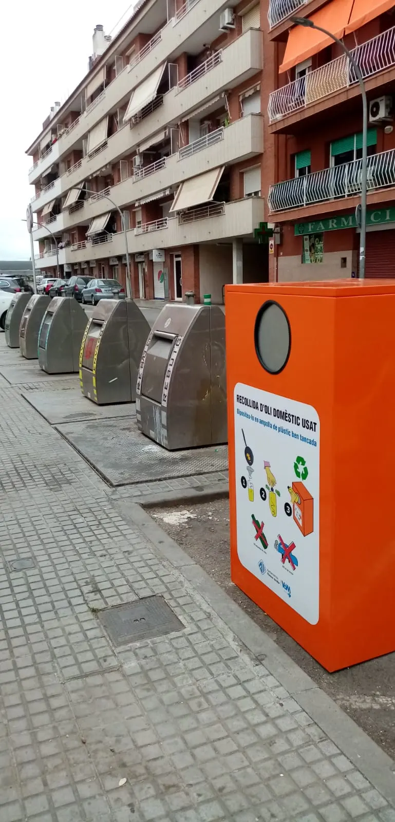 Comença la instal·lació de contenidors de recollida de l’oli domèstic