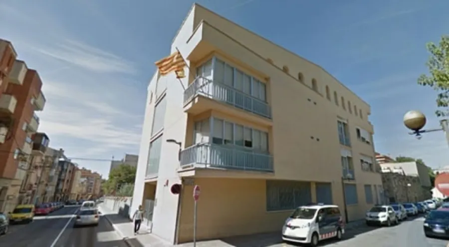 Les víctimes de pressumptes abusos sexuals per part d’un exprofessor de Valls declaren al jutjat