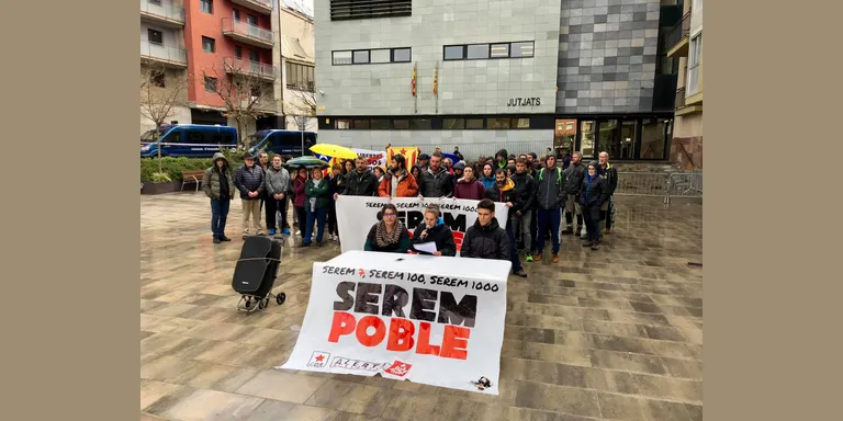 El ple de la Seu aprova parcialment la moció de suport als veïns citats a declarar pel 21-F