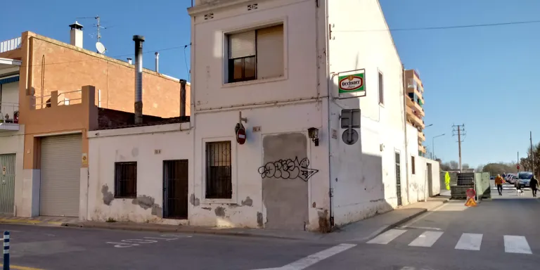 Comença la reurbanització de l'avinguda Hispanitat amb el carrer Ponent