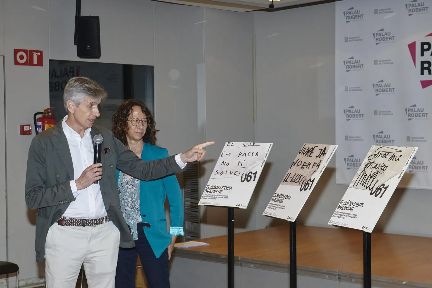 Salut posa en marxa una campanya per donar a conèixer el telèfon d'atenció a la conducta suïcida