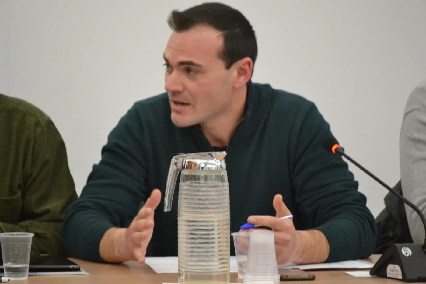 El ple de Pineda aprova una moció per un salari digne