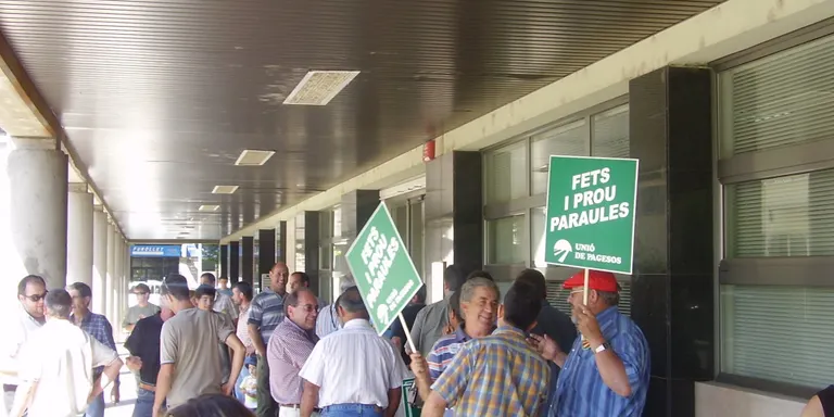 Els pagesos preparen una aturada general per aquest divendres i dissabte