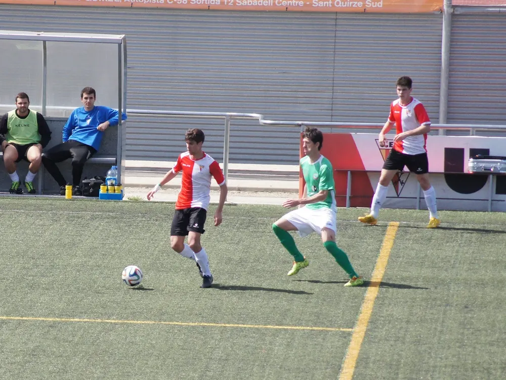 Adri Díaz va protagonitzar el partit a Ascó i aquest diumenge també amb el gol de la victòria rubin
