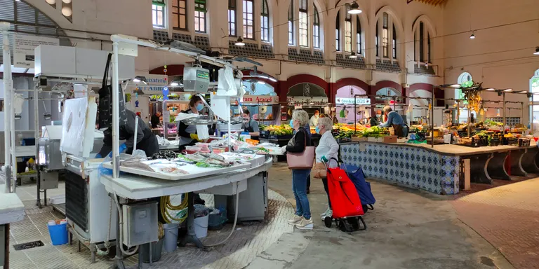 El Mercat Municipal intensifica les vendes aquests dies amb els àpats d’aquestes festes