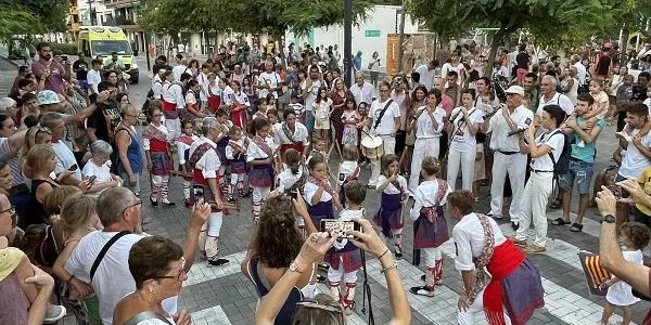 La cultura popular d’Altafulla es mostra aquest dissabte en la cercavila d’estiu i el correfoc a Baix a Mar