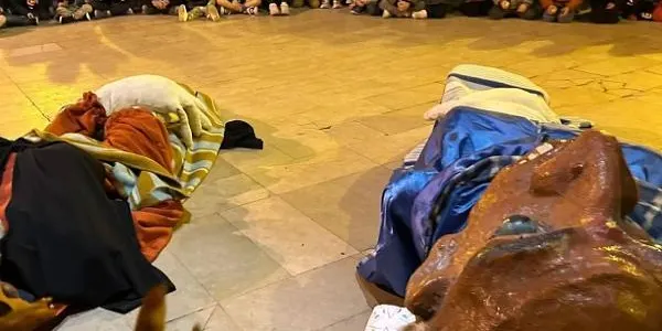El despertar dels Gegants i la tronada amb el correbars donen la benvinguda, aquest dijous, al gruix d’actes de Sant Martí