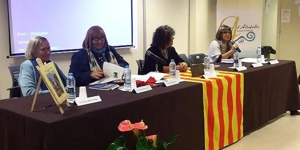 L’Ateneu de Dones d’Altafulla recull els seus 25 anys de trajectòria en un llibre commemoratiu