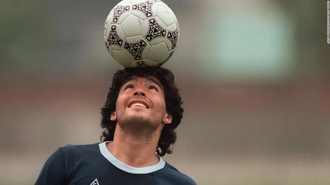 Mor Diego Armando Maradona