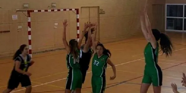 El Cadet B Femení guanya el CB Calafell 34 a 32 i manté la tercera posició