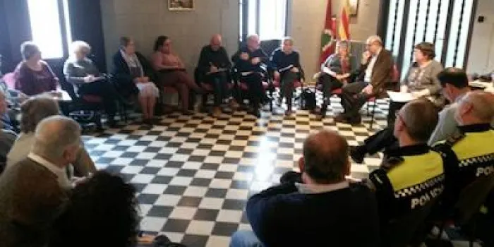Arrels exposa el seu treball a la reunió de 'sensellarisme' que es va fer a Arenys de Mar
