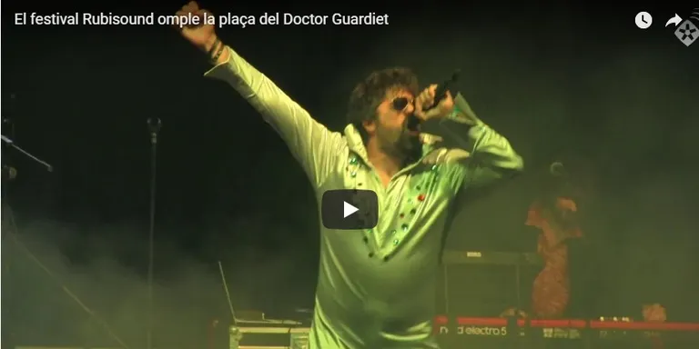 El festival Rubisound omple la plaça del Doctor Guardiet