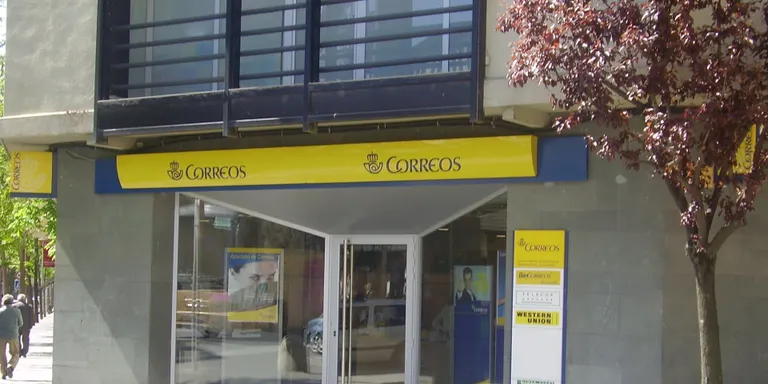 Els empresaris de l'Alt Urgell reclamen millores a l'Oficina de Correus de la Seu